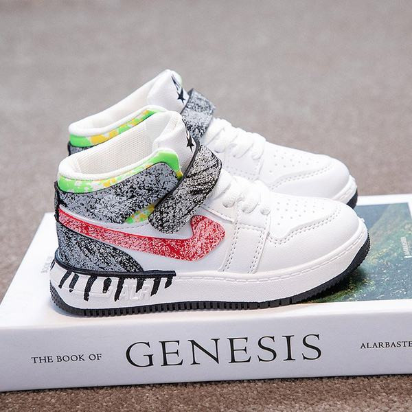 Παιδικά αθλητικά παπούτσια με επίπεδη σόλα και στερέωση βελκρό - τρία χρώματα