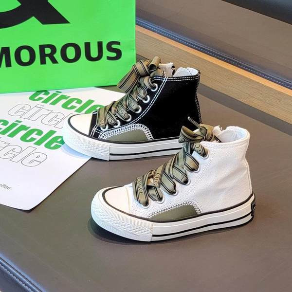 Παιδικά αθλητικά παπούτσια  με επίπεδη σόλα και κορδόνιας για αγόρια και κορίτσια