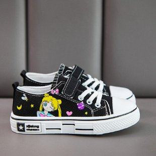 Dječje tenisice s vezicama i aplikacijom