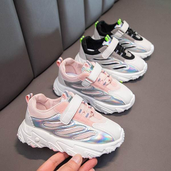 Αθλητικά πάνινα παπούτσια για κορίτσια με επιγραφή και κορδόνια