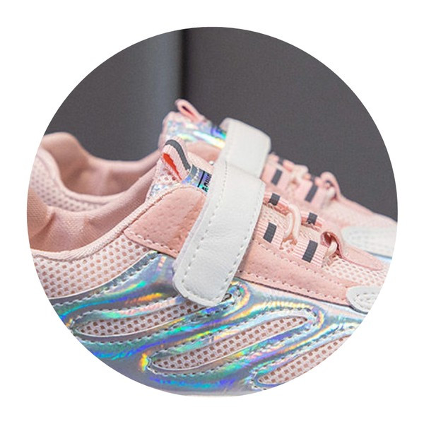 Αθλητικά πάνινα παπούτσια για κορίτσια με επιγραφή και κορδόνια