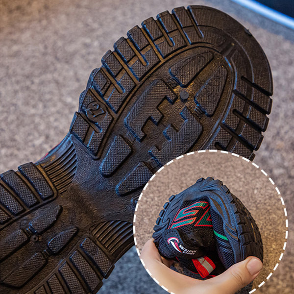 Παιδικά μοντέρνα αθλητικά παπούτσια για αγόρια με κορδόνια και πλέγμα