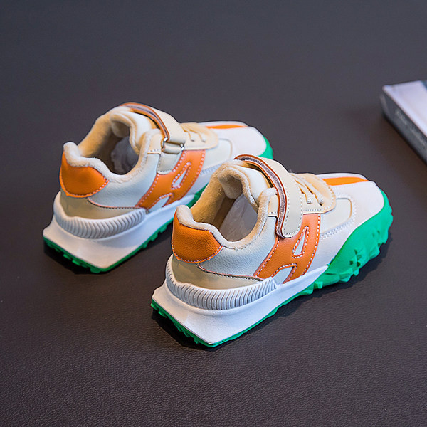 Dječje tenisice s naljepnicama - za dječake