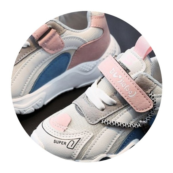 Παιδικά αθλητικά παπούτσια με επιγραφή για κορίτσια κατάλληλα για σπορ