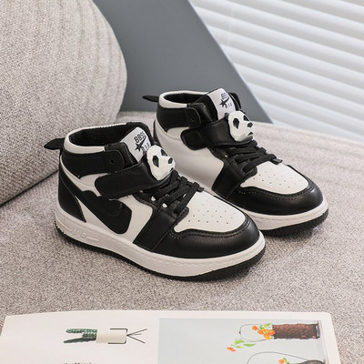 Παιδικά αθλητικά παπούτσια με κορδόνια και επίπεδη σόλα - δύο χρώματα