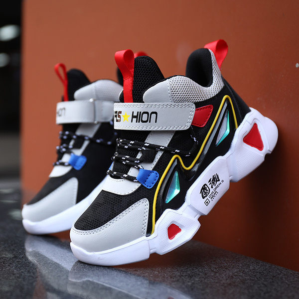 Παιδικά μοντέρνα αθλητικά παπούτσια με επιγραφή για αγόρια και κορίτσια