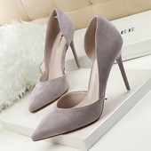 Μοντέρνα μυτερά παπούτσια με ψηλό τακούνι 10,5 εκ