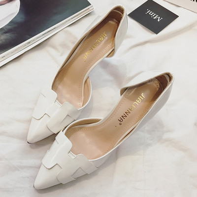 Γυναικεία έκο δερμάτινα παπούτσια μυτερό μοντέλο με ψηλό λεπτό τακούνι 9,5 εκ