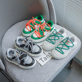 Μοντέρνα  παιδικά αθλητικά παπούτσια για αγόρια και κορίτσια με κορδόνια και επίπεδες σόλες