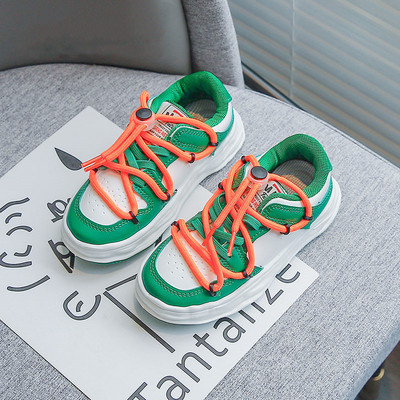 Μοντέρνα  παιδικά αθλητικά παπούτσια για αγόρια και κορίτσια με κορδόνια και επίπεδες σόλες