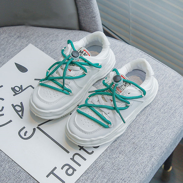 Μοντέρνα  παιδικά αθλητικά παπούτσια για αγόρια και κορίτσια με κορδόνια και επίπεδες σόλες