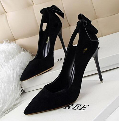 Γυναικεία σουέντ παπούτσια με κορδέλα και με ψηλό τακούνι  10,5 εκ