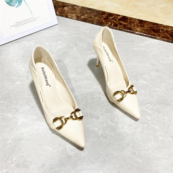 Pantofi casual dama cu toc inalt si decor metalic