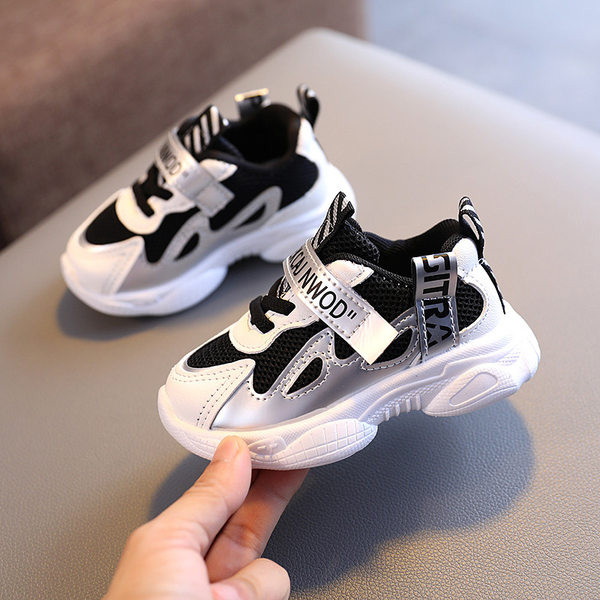 Μοντέρνα παιδικά πάνινα παπούτσια για αγόρια με velcro και κορδόνια