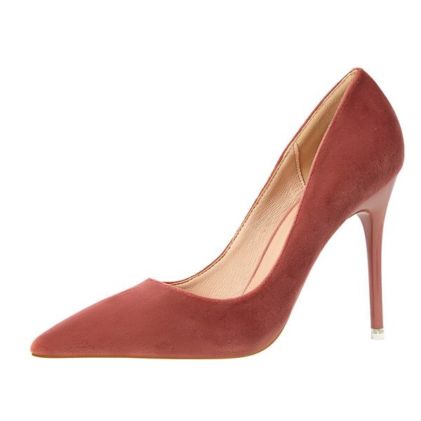 Γυναικεία παπούτσια με ψηλό τακούνι 10,5 εκ. μυτερό μοντέλο