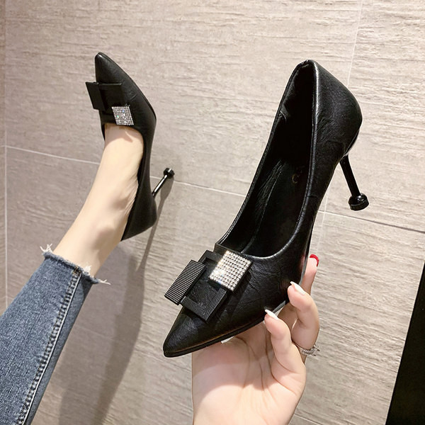 Pantofi de dama din piele ecologica cu toc subtire de 9 cm