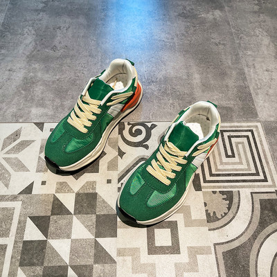 Γυναικεία αθλητικά παπούτσια από έκο σουέτ με επίπεδη σόλα