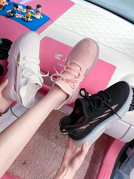 Γυναικεία αθλητικά παπούτσια αναπνεύσημα με τραχιά σόλα και κορδόνια