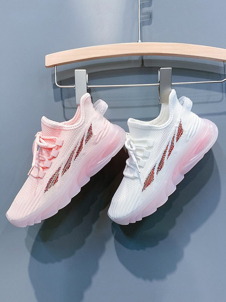 Γυναικεία αθλητικά παπούτσια αναπνεύσημα με τραχιά σόλα και κορδόνια