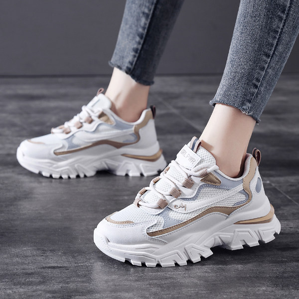 Νέο μοντέλο γυναικεία αθλητικά παπούτσια  με τραχιά σόλα - σε δύο χρώματα