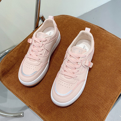 Νέο μοντέλο γυναικεία αθλητικά παπούτσια  με κορδόνια - δύο μοντέλα