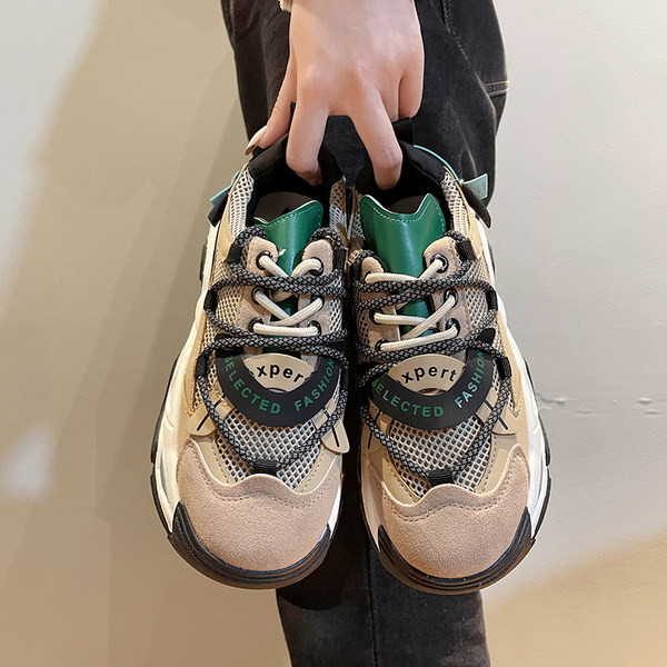 Πολύχρωμα γυναικεία αθλητικά παπούτσια με πλέγμα και σόλα 5 εκ