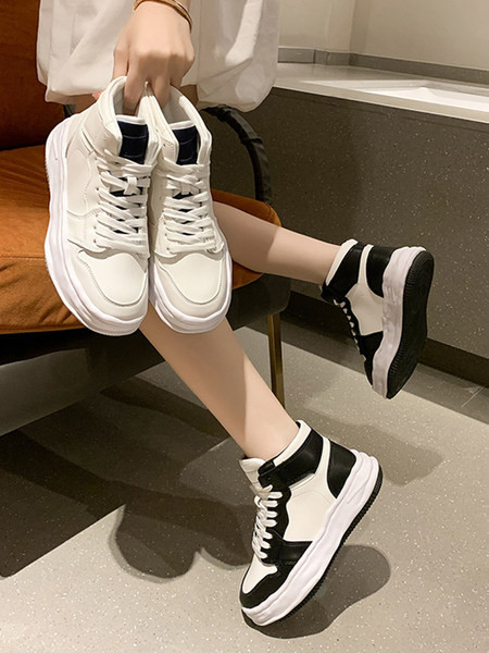 Φθινοπωρινά αθλητικά αθλητικά παπούτσια από οικολογικό δέρμα