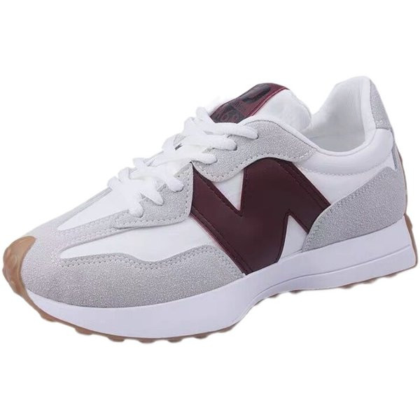 Adidași de damă din piele ecologică cu inscripție și șireturi