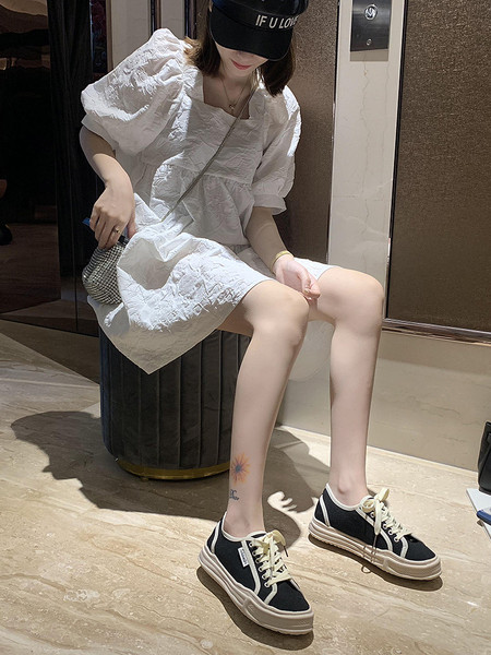 Adidași de damă din pânză cu șireturi alb-negru