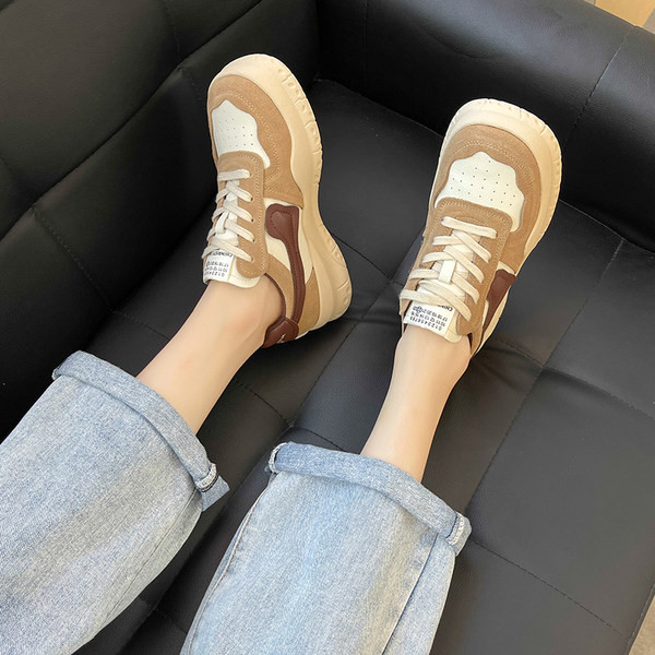 Casual αθλητικά παπούτσια με κορδόνια σε δύο χρώματα