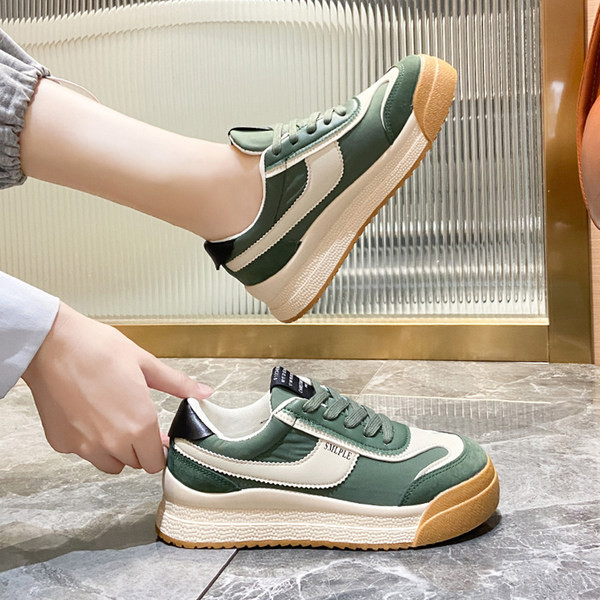 Novi model ženskih tenisica sa debelim đonom - tri boje