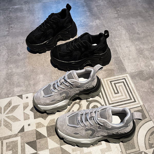 Γυναικεία χειμερινά αθλητικά παπούτσια με σόλα 7 εκ