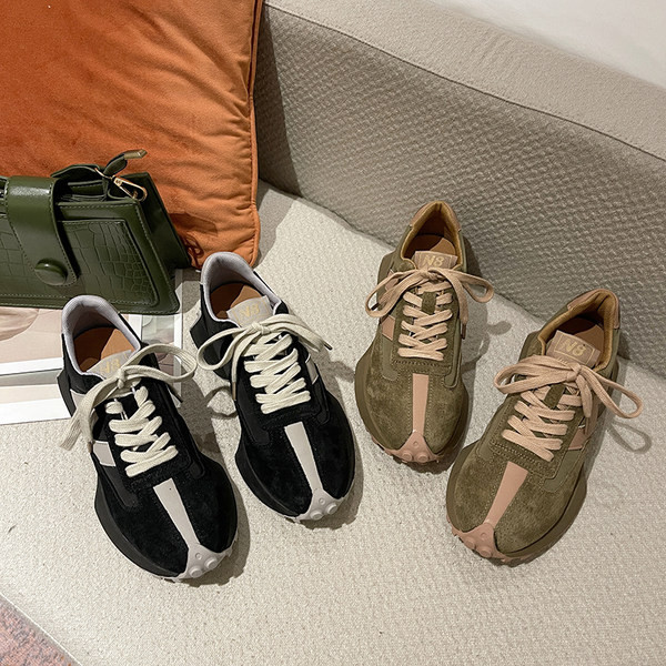 Casual αθλητικά παπούτσια σε δύο χρώματα με κορδόνια