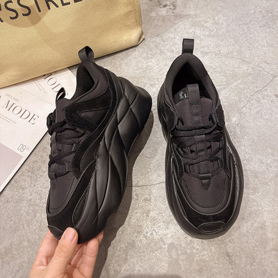 Γυναικεία αθλητικά παπούτσια άνοιξη -φθινόπωρο με τραχιά σόλα - δύο χρώματα