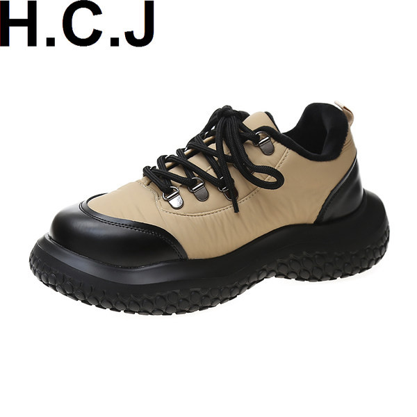 Γυναικεία casual αθλητικά παπούτσια με κορδόνια - τρία χρώματα