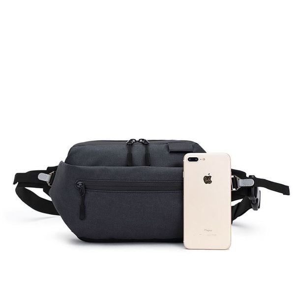 Muška svakodnevna torba za rame s prednjim patentnim zatvaračem