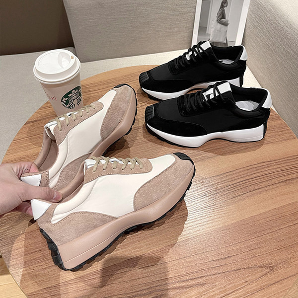 Tenisi dama din piele intoarsa ecologica cu talpa plata