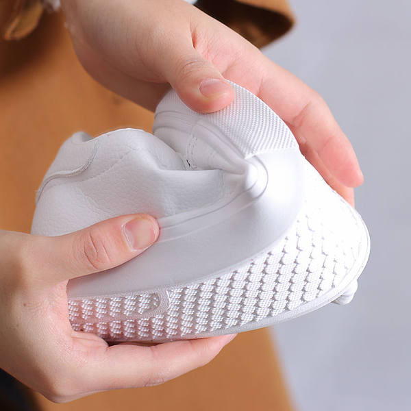 Ženske casual tenisice s izvezenim natpisom i vezicama