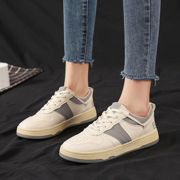 Νέο μοντέλο γυναικεία αθλητικά  παπούτσια με επίπεδη σόλα