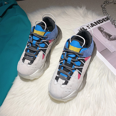 Μοντέρνα γυναικεία αθλητικά παπούτσια με κορδόνια και ψηλή σόλα