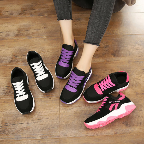 Γυναικεία αθλητικά  παπούτσια με επιγραφή και κορδόνια-επίπεδη σόλα