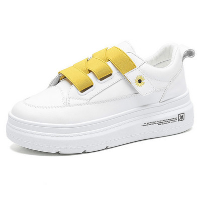 Γυναικεία αθλητικά παπούτσια με χρωματιστά κορδόνια,  velcro και κέντημα