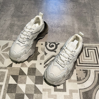 Γυναικεία αθλητικά παπούτσια με πλέγμα