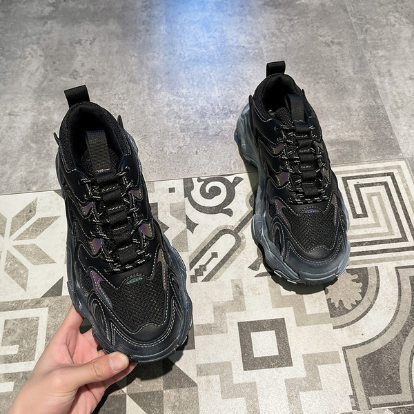 Γυναικεία αθλητικά παπούτσια με πλέγμα