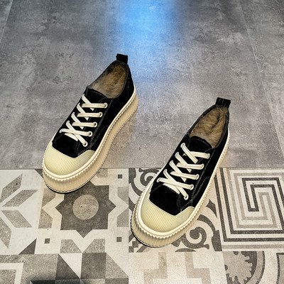 Ženske platnene tenisice s toplom postavom i ravnim potplatom