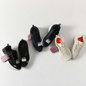 Αθλητικά πάνινα παπούτσια για γυναίκες - για σπορ και καθημερινή ζωή