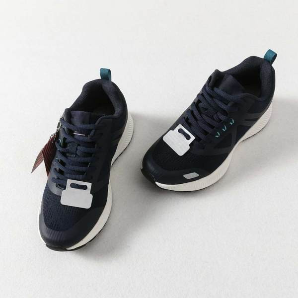 Αθλητικά πάνινα παπούτσια για γυναίκες - για σπορ και καθημερινή ζωή