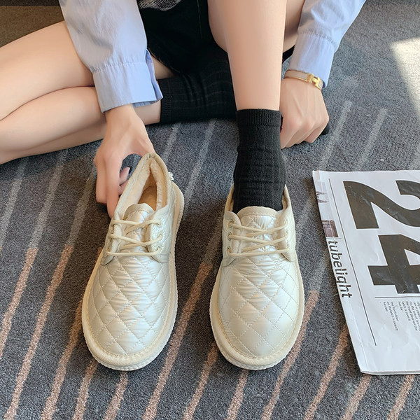 Γυναικεία έκο δερμάτινα παπούτσια με ζεστή φόδρα κατάλληλα για το χειμώνα