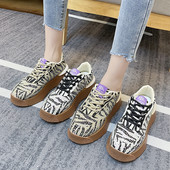 Adidași colorați cu talpă plată - pentru femei