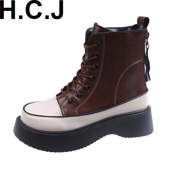 Cizme de dama din piele cu fermoar de culoare maro si negru